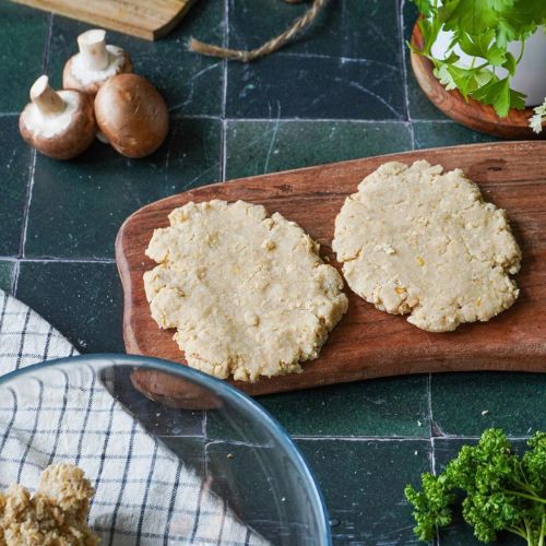 Zubereitung des veganen Schnitzels